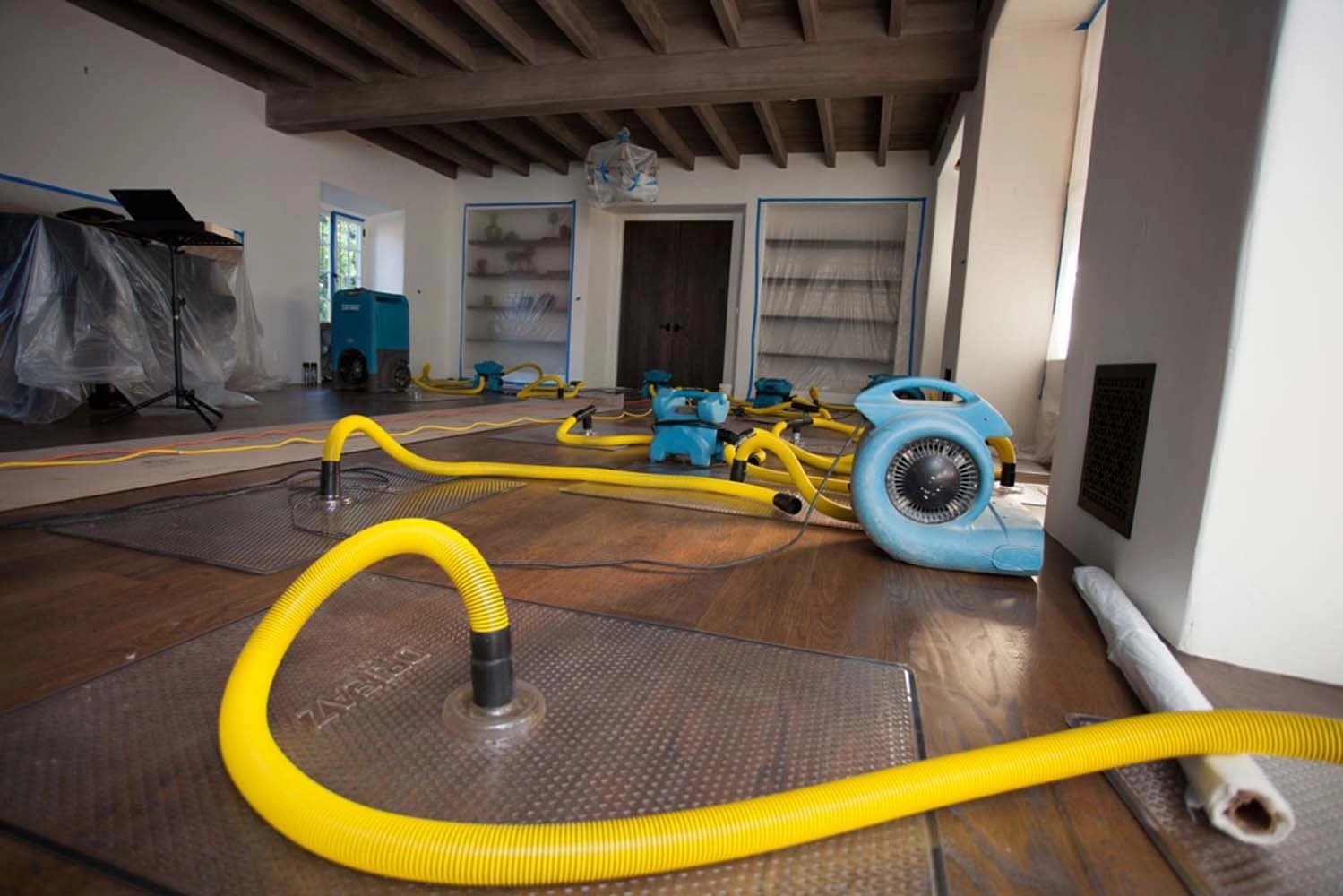 Best Choice for Water Damage Restoration South Lamar Austin TX in Austin