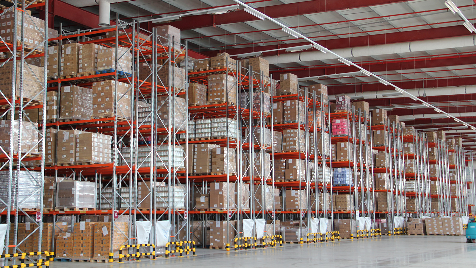 What Makes Chicago Transload a Leader in Cross Docking Logistics