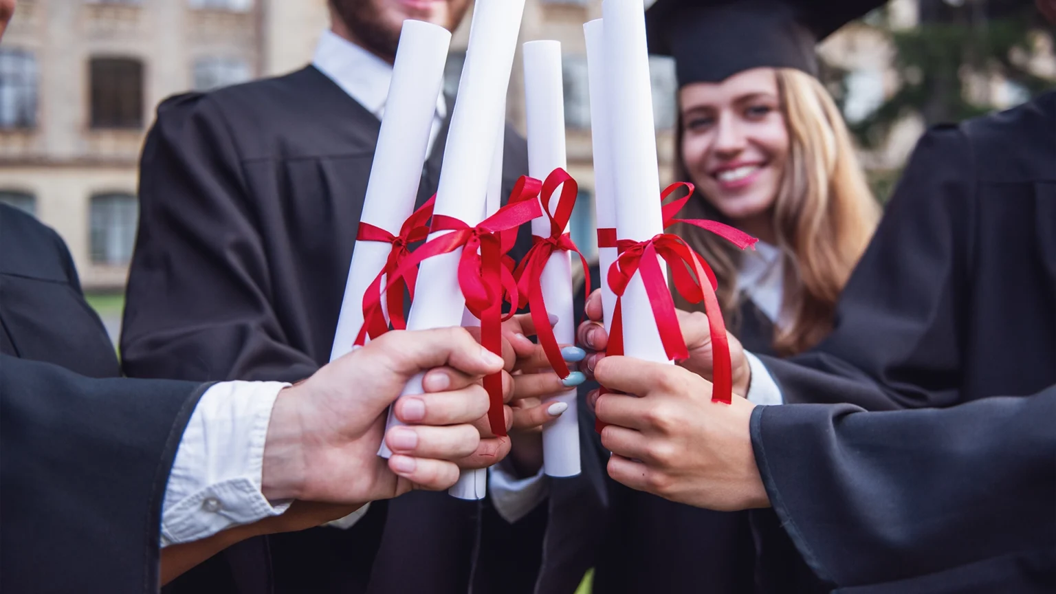 毕业证购买 vs Lawful Diploma Recovery Supported by BuyDiploma
