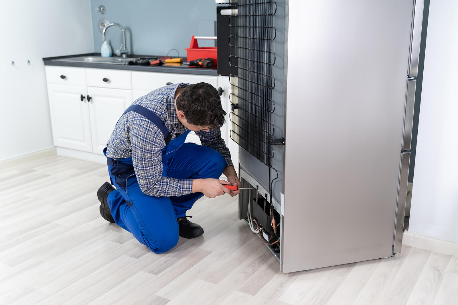 Same-Day Commercial Refrigeration Repair For Restaurants &amp; Supermarkets — RepairUs
