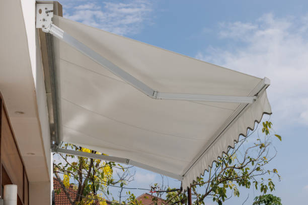 Retractable Awning Commercial Systems for NYC Businesses