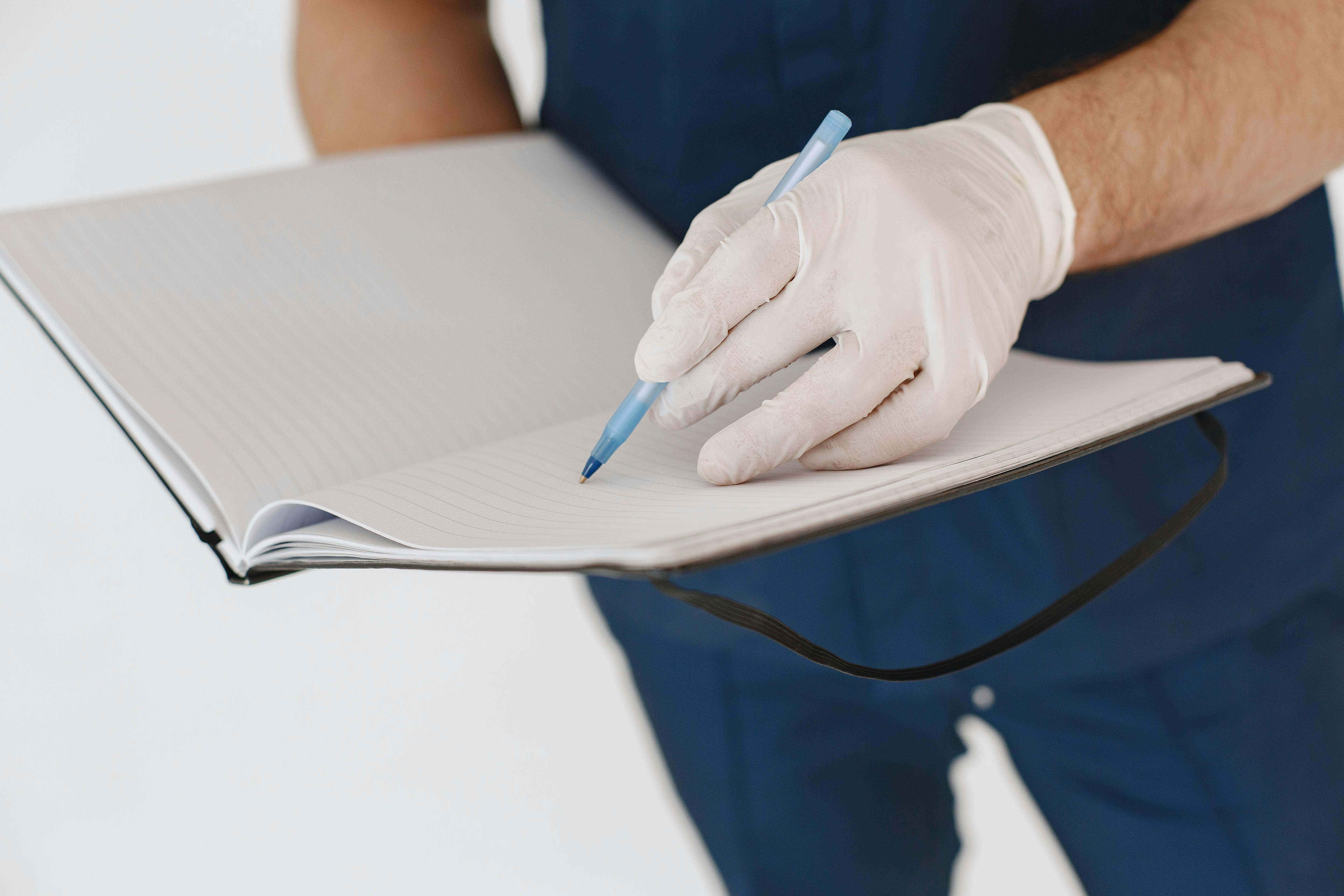Why a Professional Nursing Essay Writer Improves Your Grades