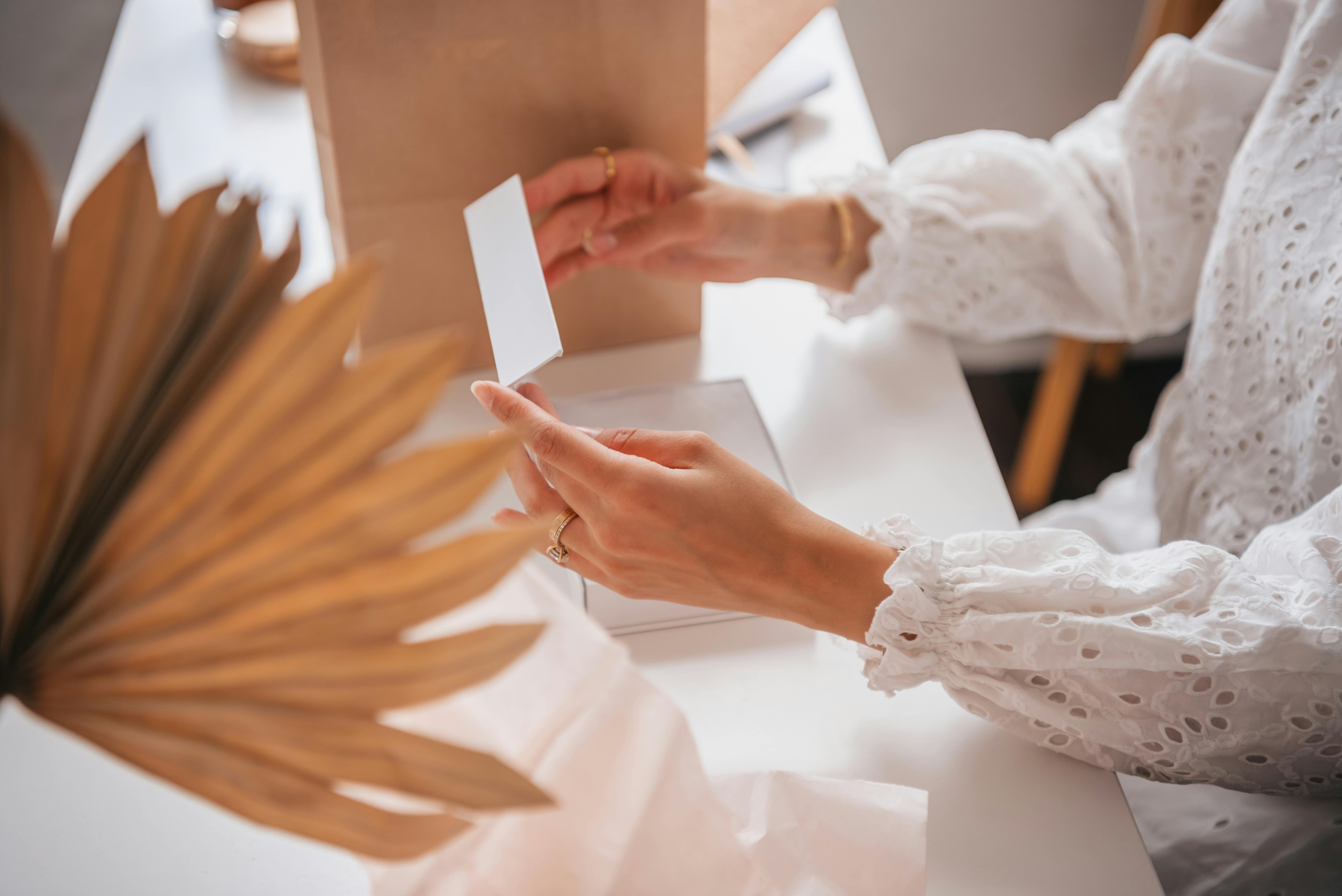 How to Choose Quality Luxury Gift Boxes Wholesale for Your Business