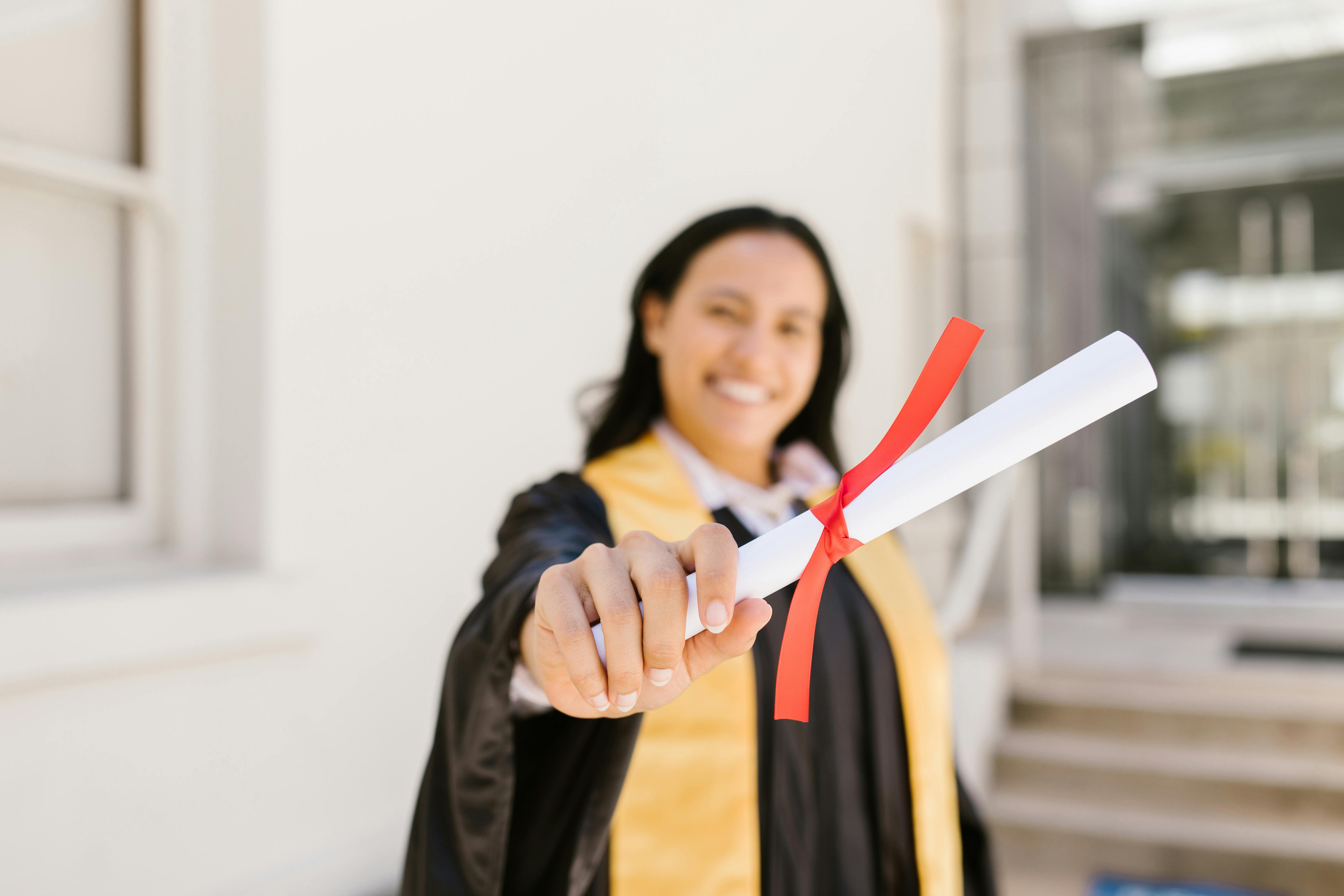 Where to Find the Best Fake Diplomas Online