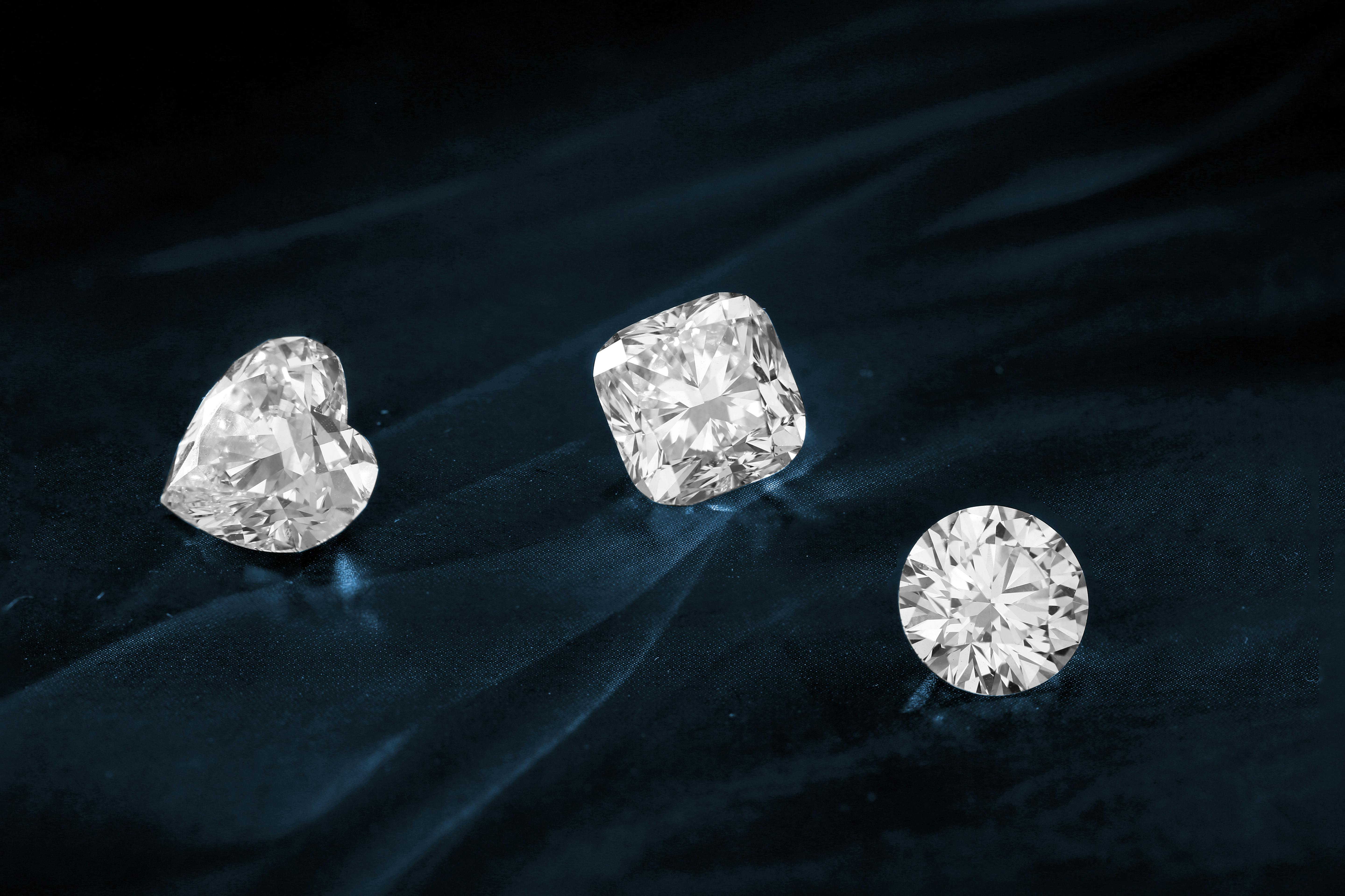 Valentine’s Day Diamond Rings UK: Celebrate Love with Timeless Elegance